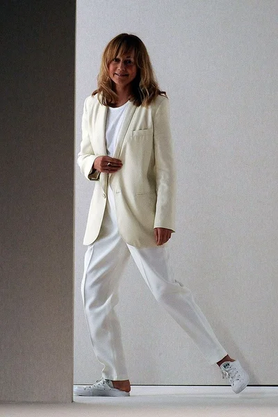 Look 30
